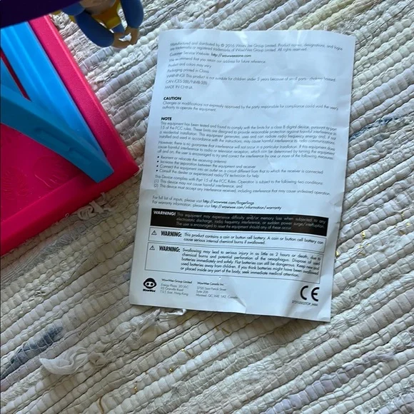 Three Fingerlings and a Playset - Picture 4 of 9